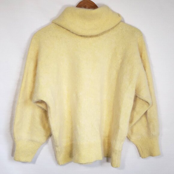 Connie A Lee Vintage 80% Angora Turtleneck Sweater Women's Size M/L Fuzzy - Picture 5 of 5